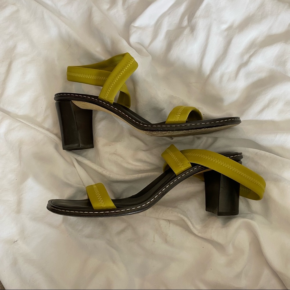 Donald Pliner Viola Cactus Crepe Elastic Wedges